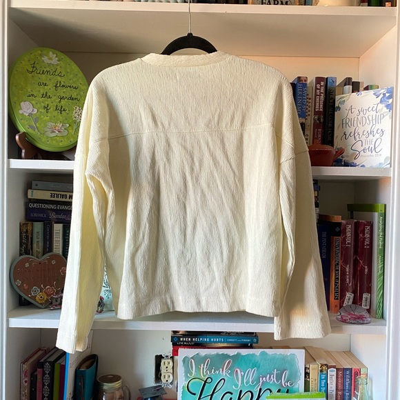 Texture & Thread | Off White Textured Seamed Henley Top - Picture 9 of 11